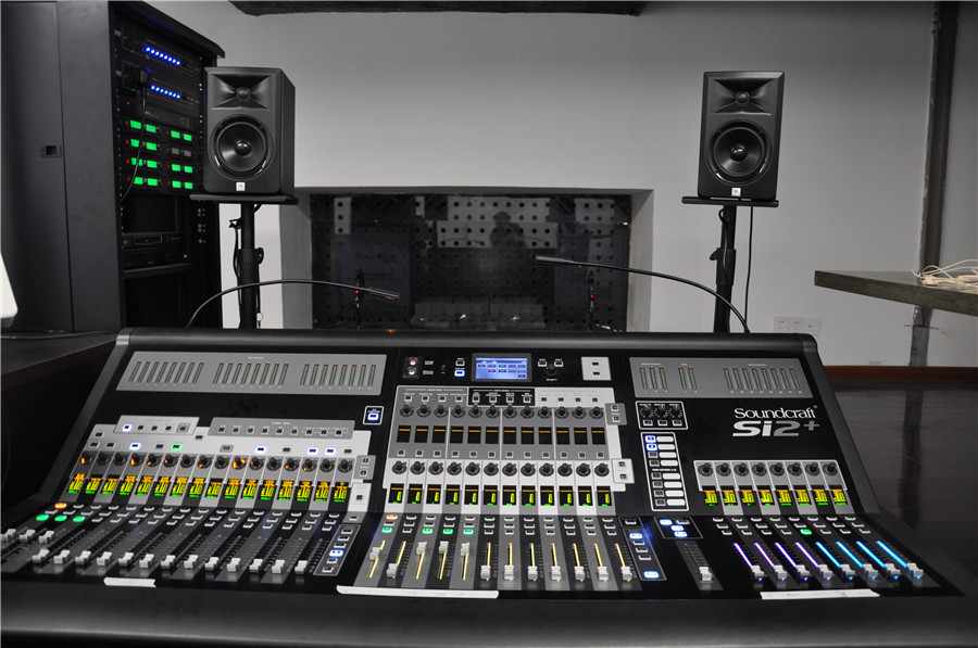 青島東方梅地亞(yà)酒店數字音響係(xì)統(圖4) 青島東方梅(méi)地亞酒店數字音(yīn)響係統(圖4)