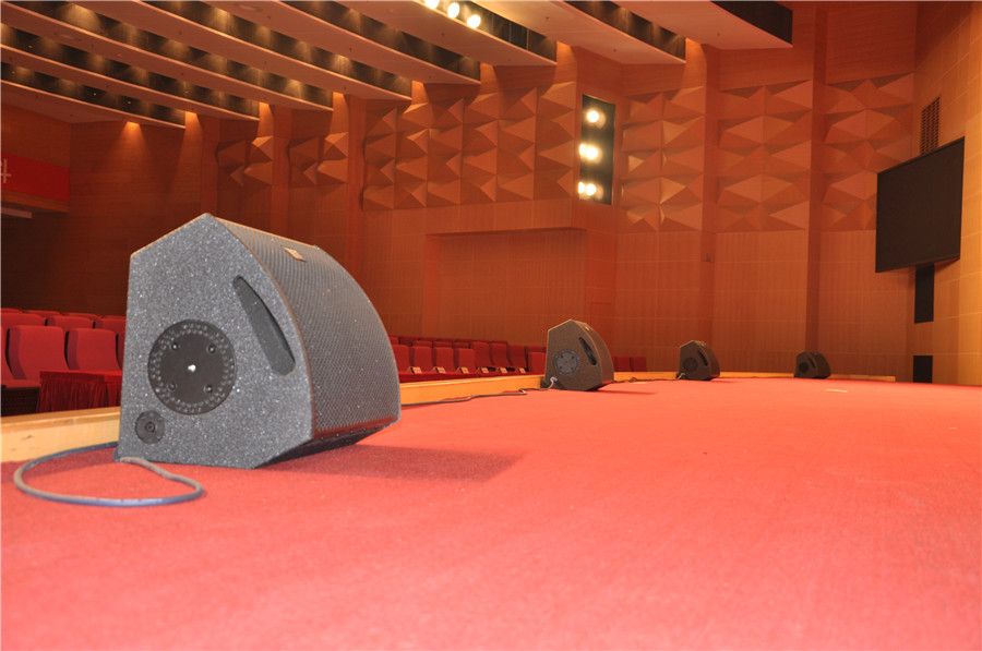 黃島海關數字音(yīn)響係統(tǒng)工程(圖(tú)2) 黃(huáng)島海關數(shù)字(zì)音響係統工(gōng)程(圖(tú)2)